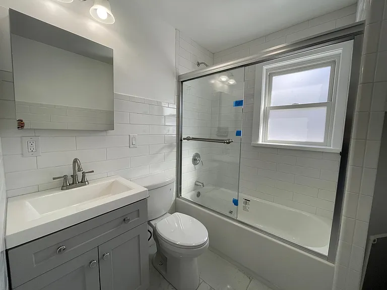 85 E Main St — Photo 6