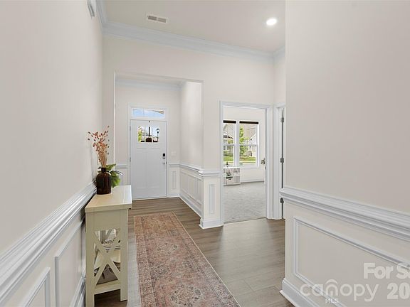 4th image of 4190 Millstream Rd