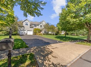 10 Bull Creek Ct, Skillman, NJ 08558