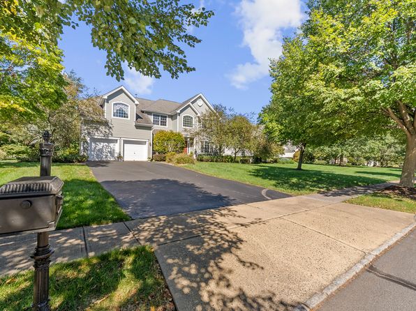 10 Bull Creek Ct