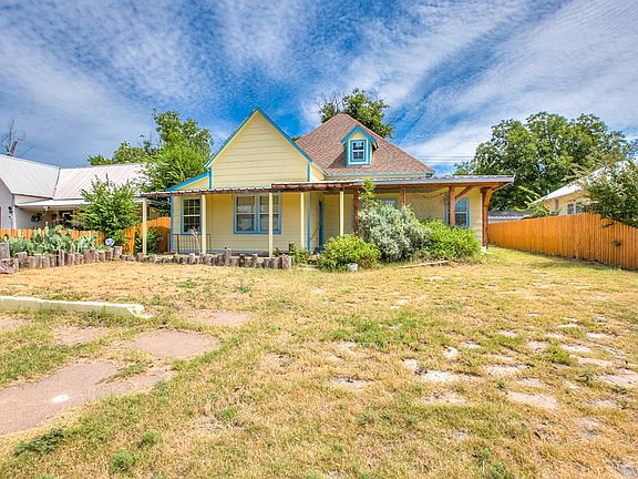 2nd image of 704 N 9th St