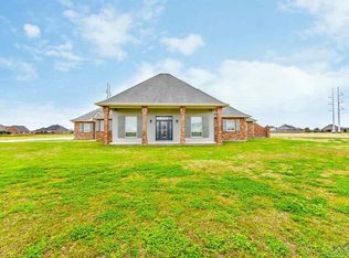 349 Destrahan Dr, Schriever, LA 70395