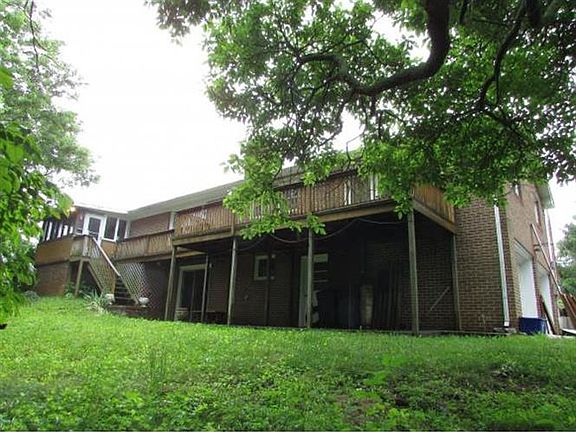 2nd image of 4801 Linda Ct