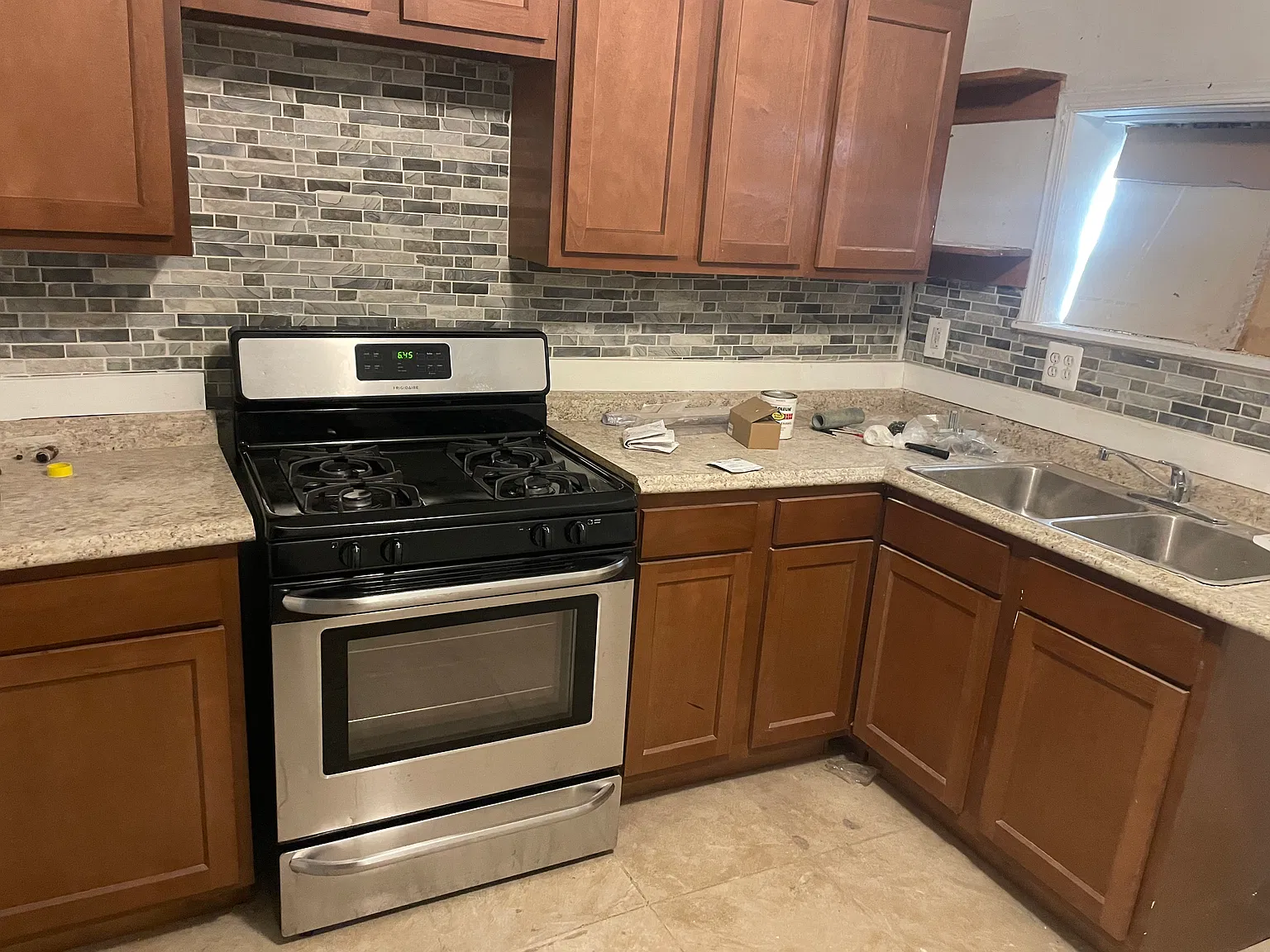 3 bed, 1092 sqft, $1,275 — Photo 2