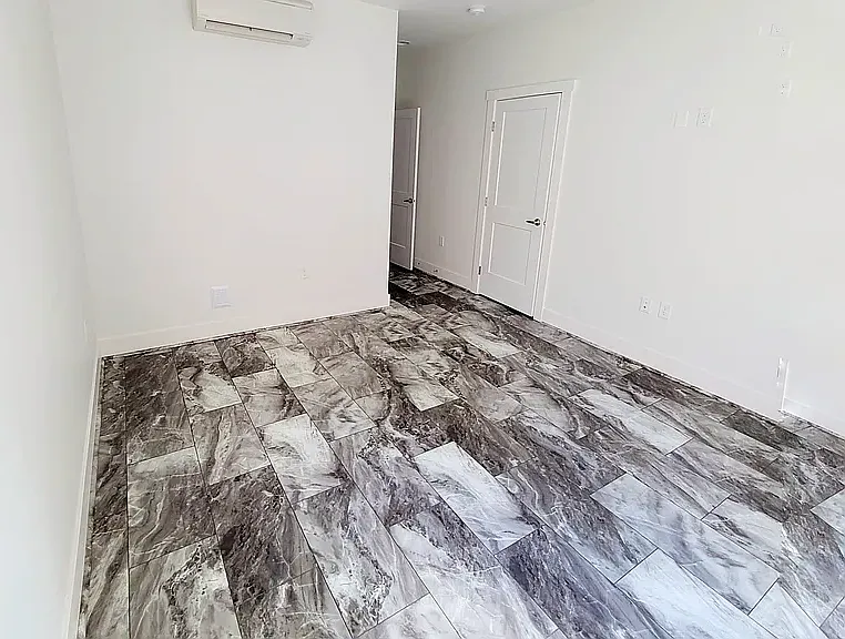 18518 96th Dr NE #D — Photo 10
