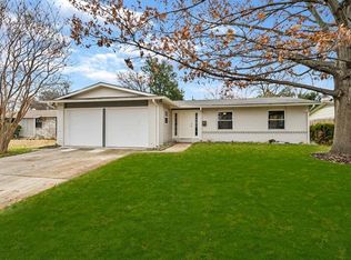 8632 Kingspoint Dr, Dallas, TX 75238