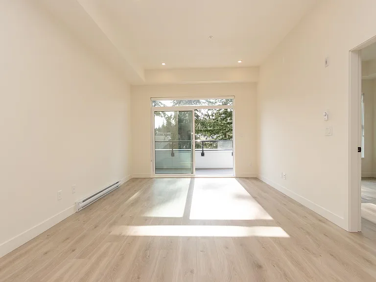 2635 King George Blvd #441 — Photo 7