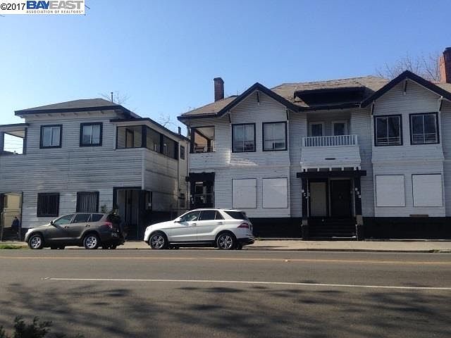 1st image of 931 N Madison St
