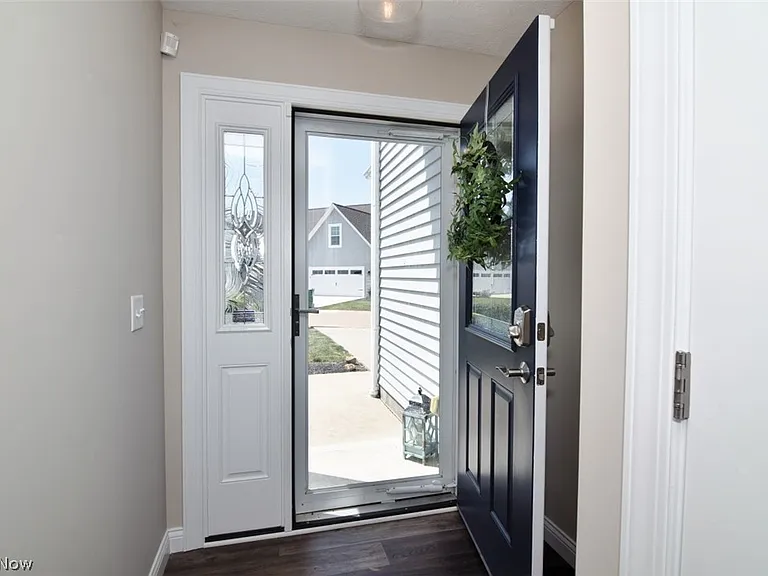 170 Larimar Dr — Photo 2