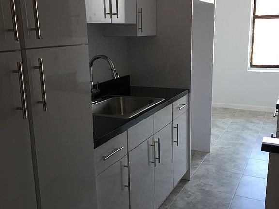 2nd image of 15075 87th Ave APT 2G