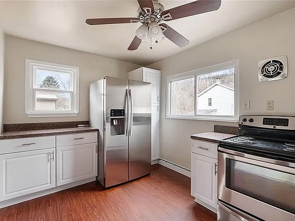 2nd image of 523-525 Ambridge Ave #1