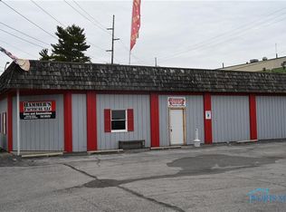 1220 S Clinton St, Defiance, OH 43512