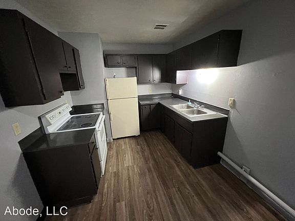 4th image of 1527 S 20th St #4