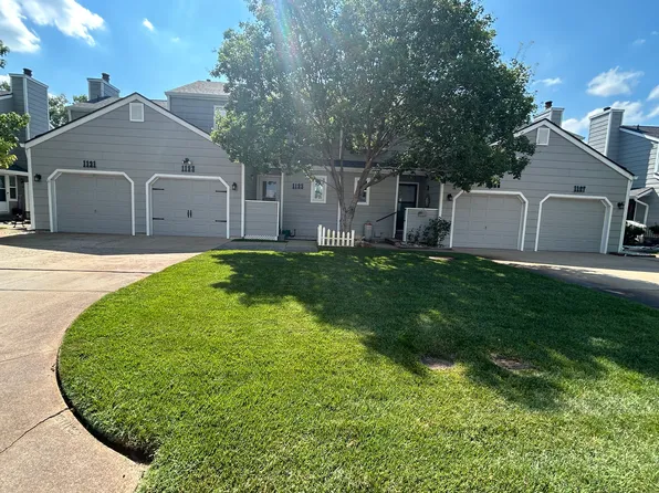 1123 N Lakewind St, Wichita, KS 67212