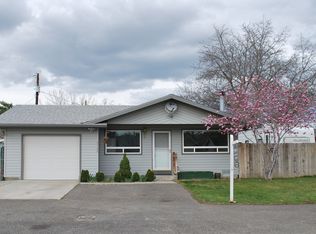 3702 Grant Loop, West Richland, WA
