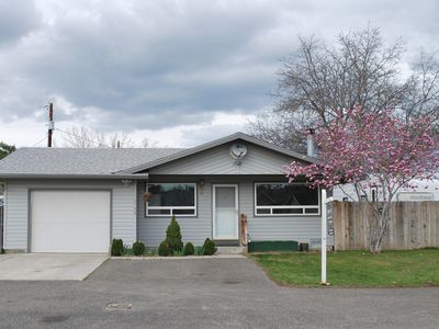 3702 Grant Loop, West Richland, WA, 99353