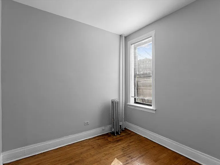 5018-20 S Blackstone — Photo 16