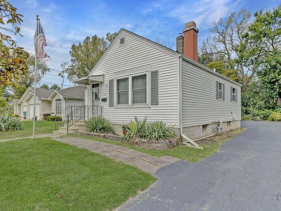 3rd image of 407 Keilman St