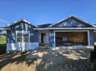 3801 Avery Ln, Janesville, WI