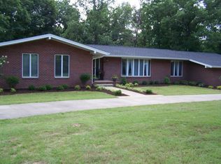 75 Ballard Ln, Benton, KY 42025