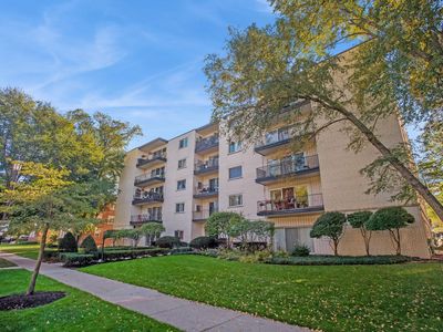820 Oakton St APT 2A, Evanston, IL, 60202