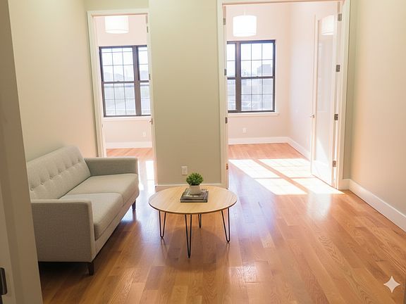 3rd image of 188 Noll St APT 1B