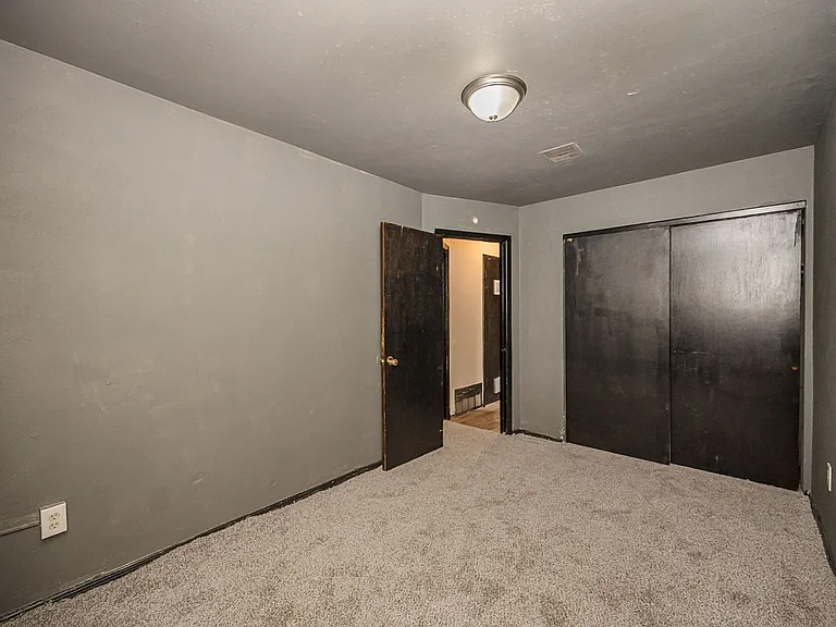 5715 Hodiamont Ave — Photo 10