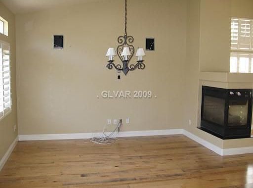 5th image of 1086 Las Palmas Entrad Ave