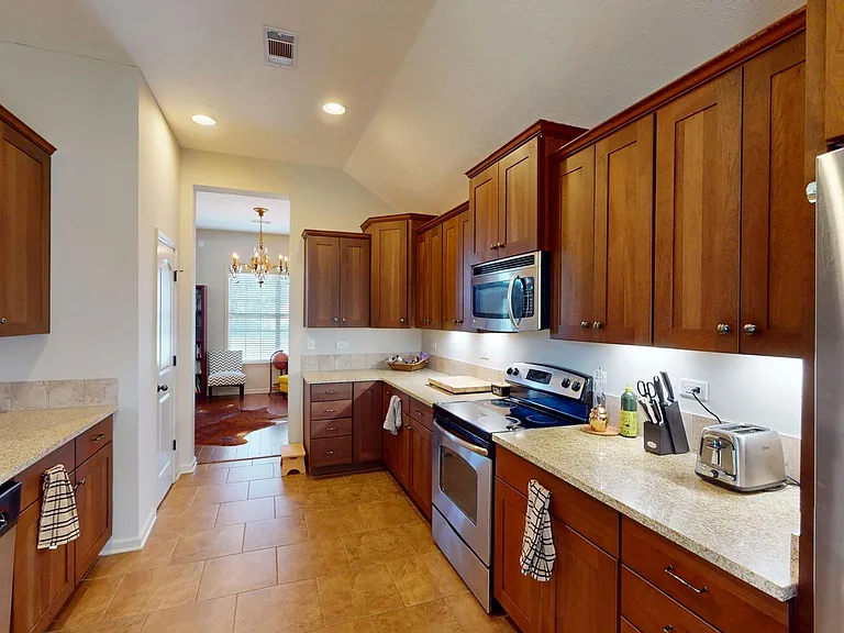 10533 Duncannon Trl — Photo 12