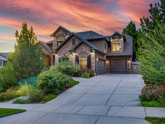 4th image of 1709 E Deer Crest Dr