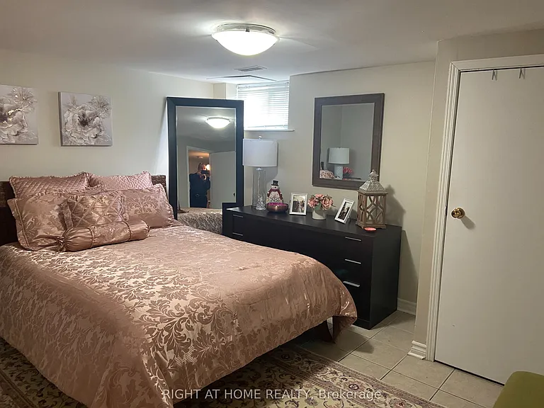 52 Emerson St — Photo 7
