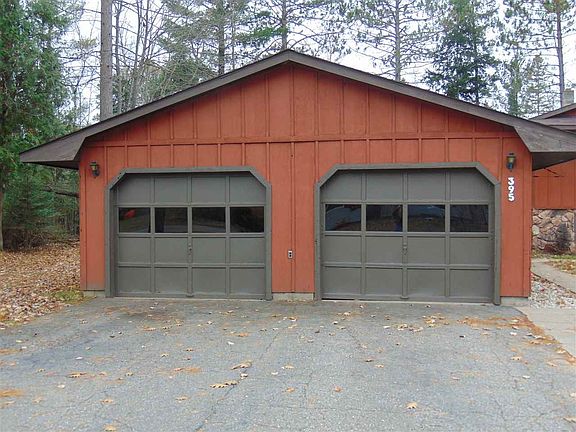 3rd image of 395 N River Dr