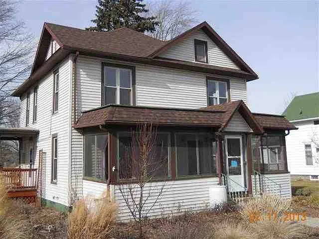 216 S Main St photo 1