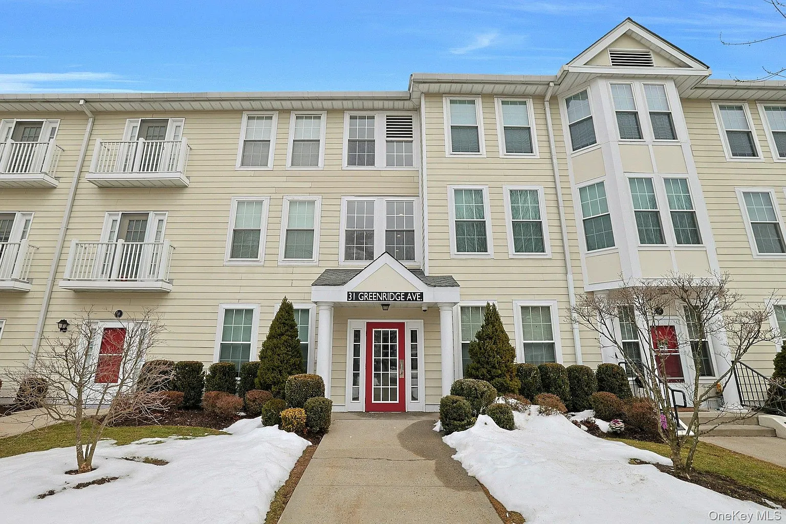 31 Greenridge Avenue #3M photo 1