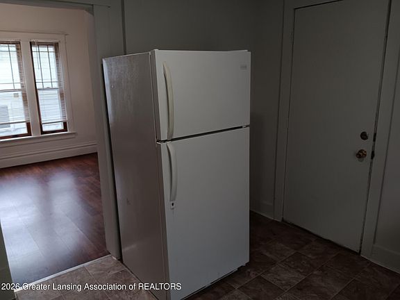 4th image of 908 N Pine St