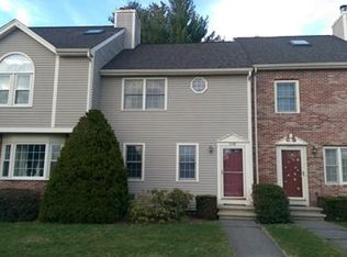 33 Brookfield Dr #B, Groton, MA 01450