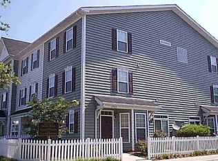 2002 Gentry St, Suffolk, VA 23435