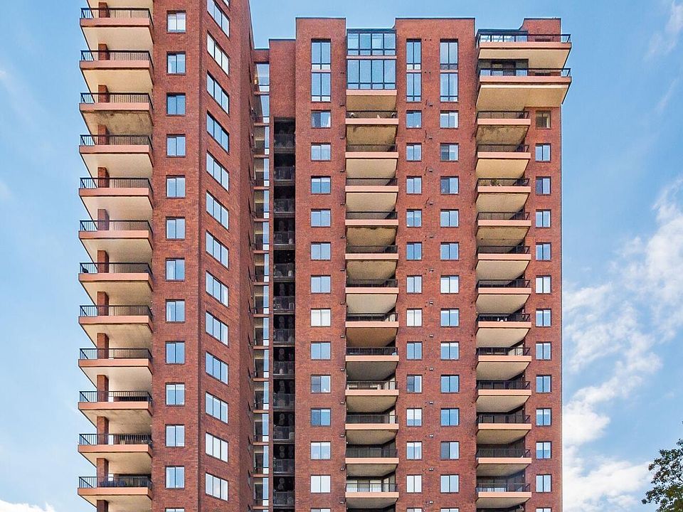 1st image of 155 W Main St APT 1603