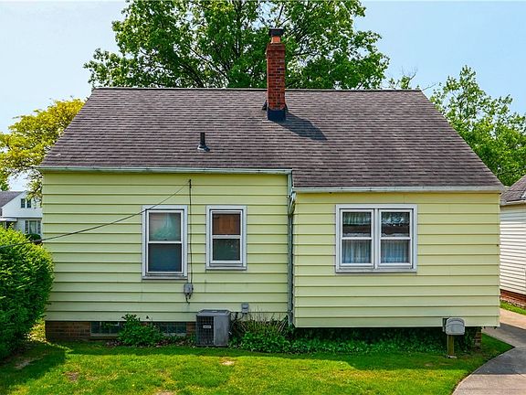 3rd image of 13583 Shady Oak Blvd