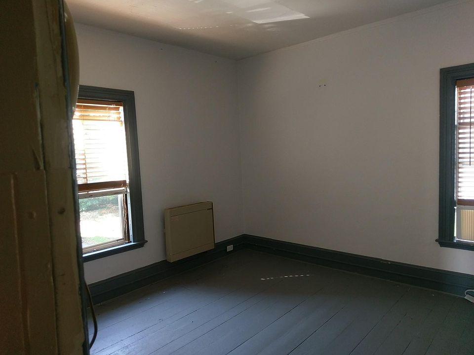 Studio unit #5