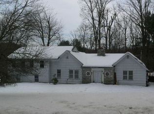 29 Old Hawleyville Rd, Newtown, CT 06470