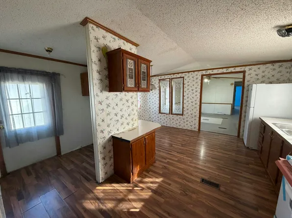 300 Sequoyah Dr NE, Fort Payne, AL