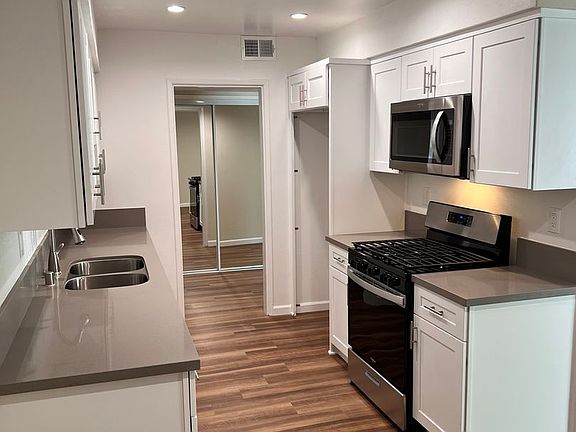 2nd image of 4617 Willis Ave #27