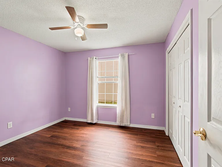 211 Biltmore Pl — Photo 34