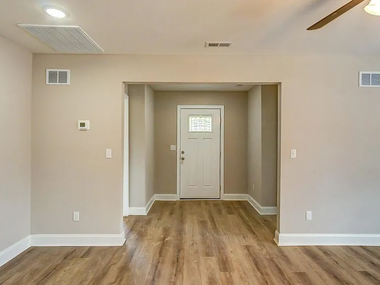 144 Garden Gate Dr — Photo 7