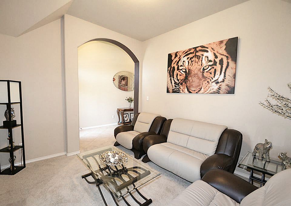 1st image of 1915 Amber Trail Ln