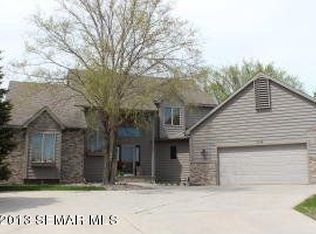 1114 Lemond Rd, Owatonna, MN 55060