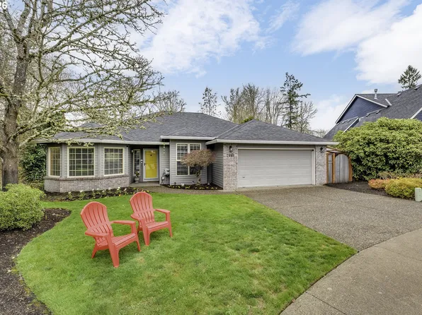 2484 NE Nicki Ct, Hillsboro, OR 97124