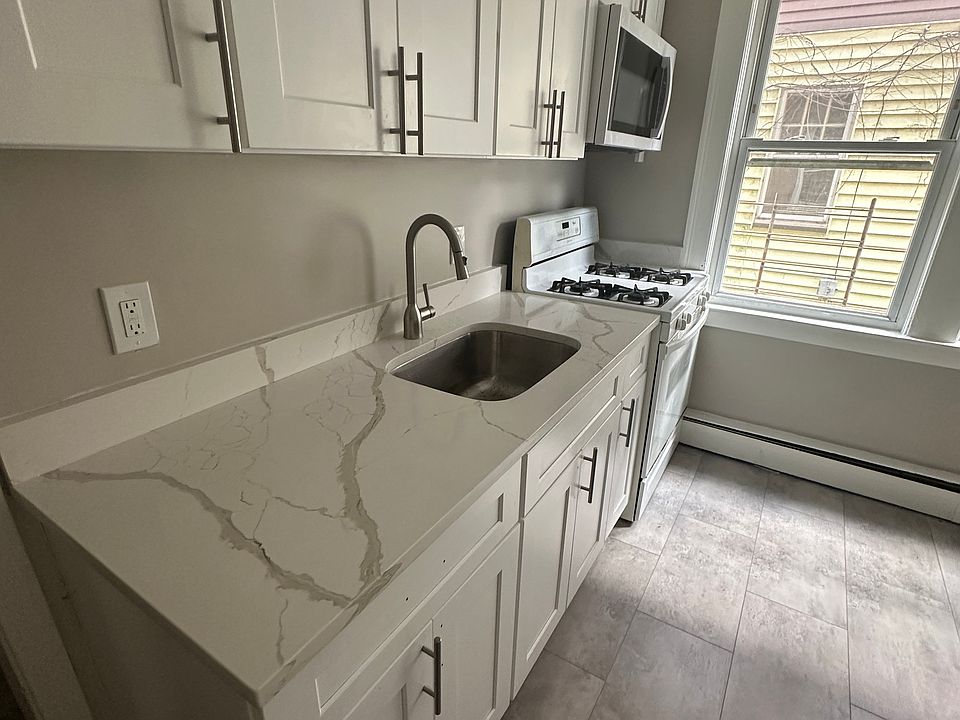 1st image of 26 Dorothy St #1S