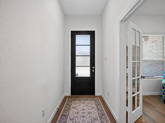 4th image of 29014 Red Loop Dr